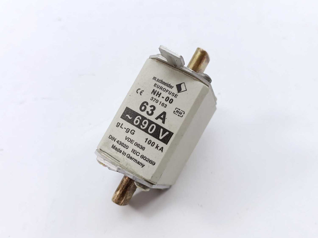 M. Schneider NH-00 Euro Fuse 63A ~690V 370163 3 Pcs.