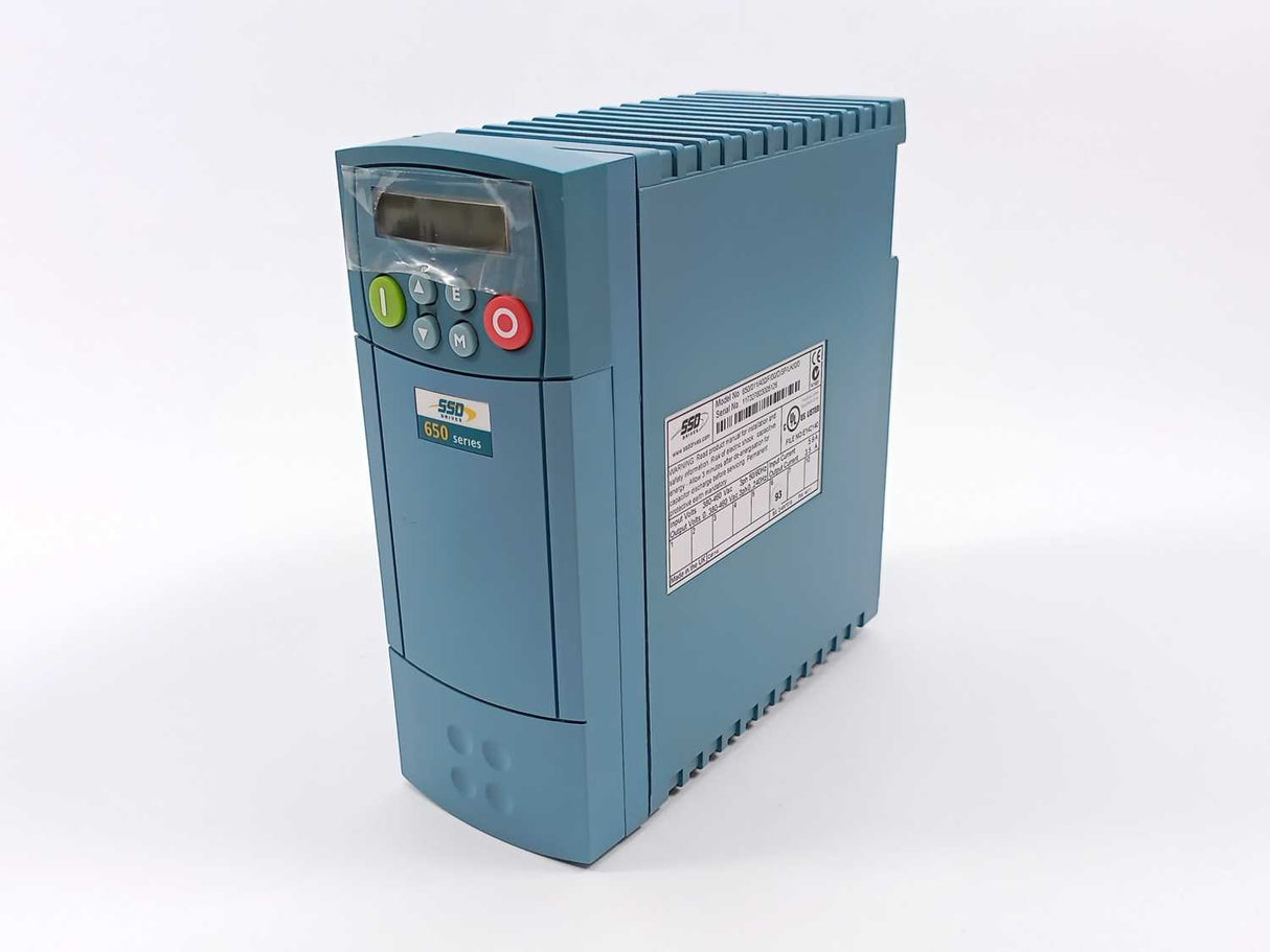 SSD DRIVES 650/011/400/F/00/DISP/UK/0/0 W/ 6511/TTL/00 DRIVE INVERTER
