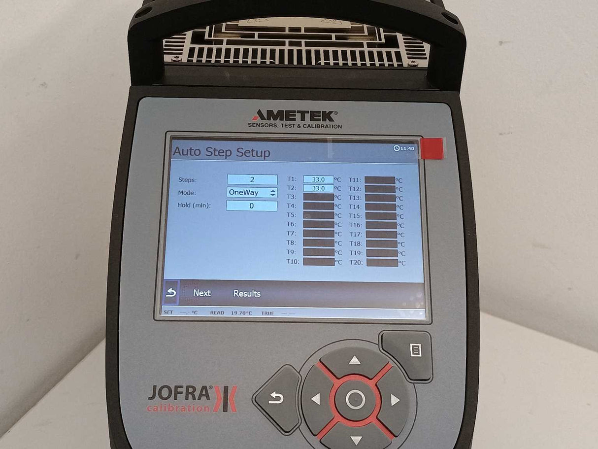 Ametek PTC-350C 115/230 VAC 47-63Hz+PE, MAX 1150 VA
