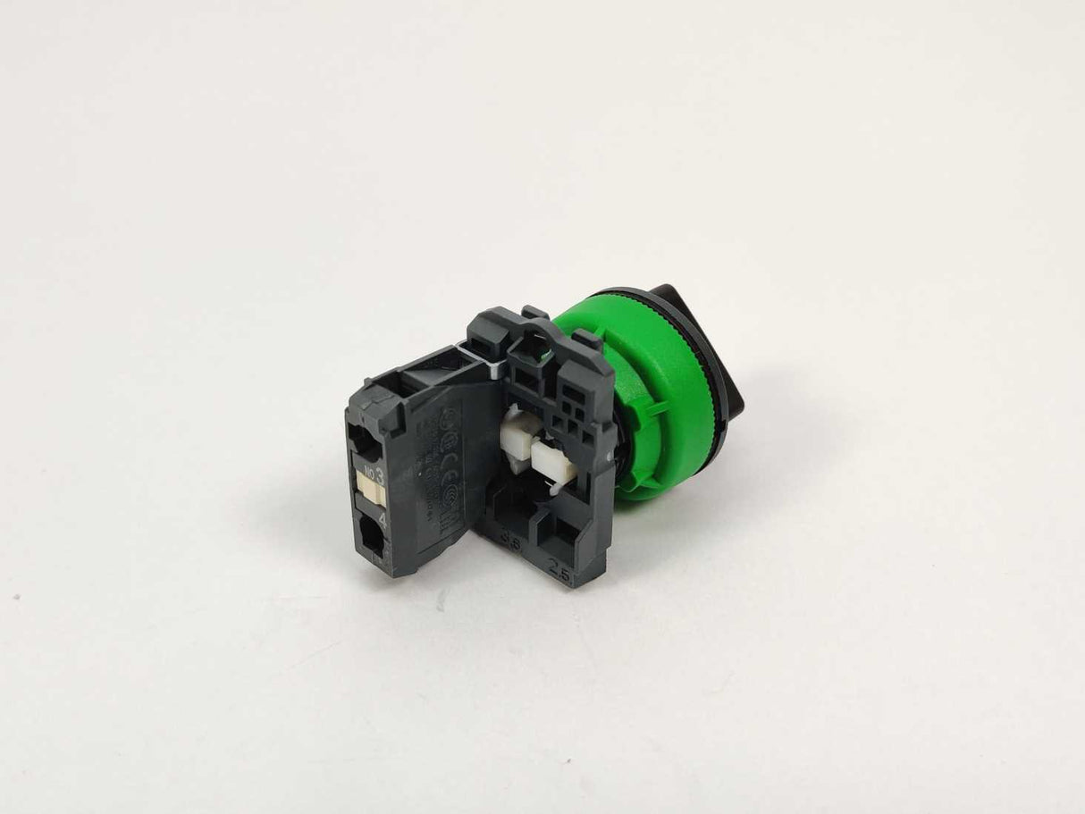 Schneider Electric XB5FDCUST01 FLUSH MOUNTED BLACK SELECTOR SWITCH HEAD