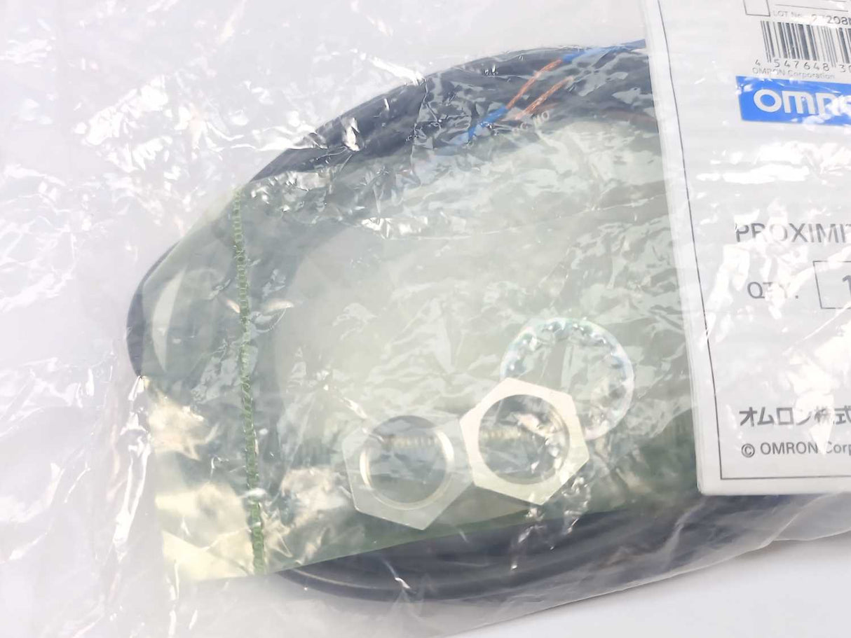 OMRON E2E2-X2B1 Proximity Sensor, 2m