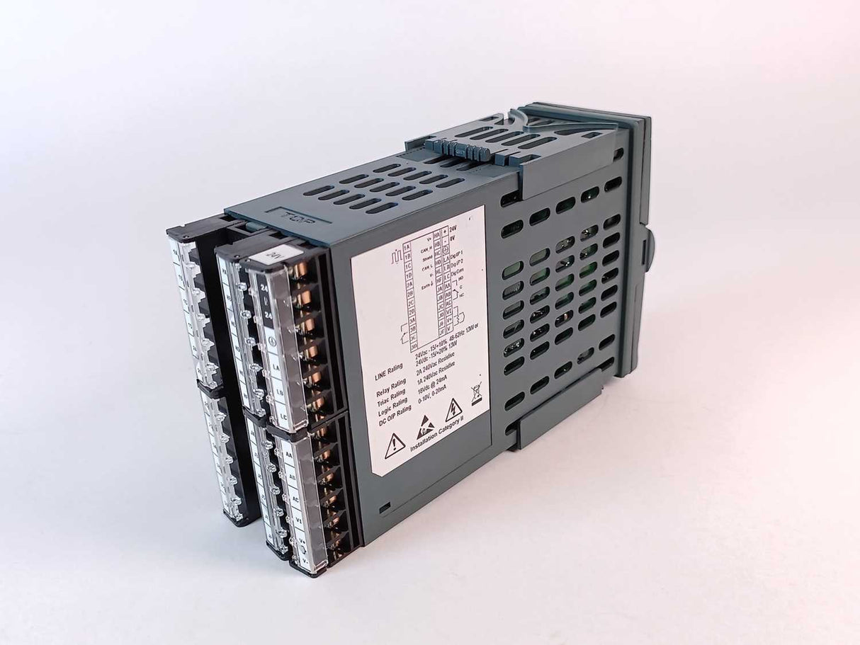 Eurotherm 2408/CC/VL/LH/XX/FH/DB/DN/XX/ENG/XXXXX/XXXXXX/ Temperature Controller