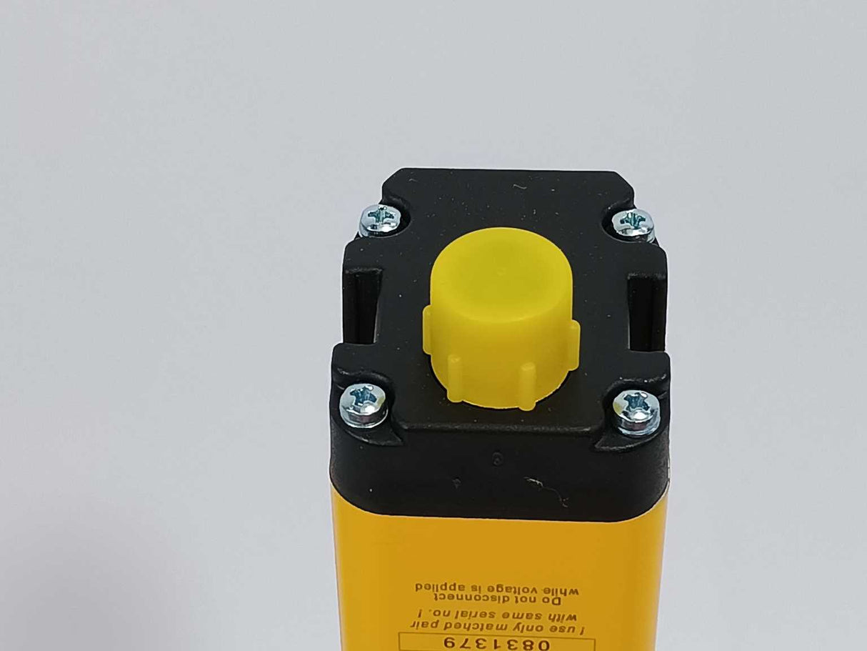 Pilz 630601 PSEN op4F-s-14-030 Safety Curtain. Emitter & Receiver