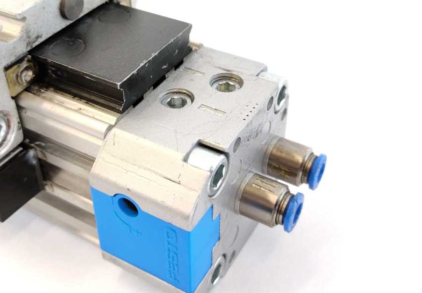 Festo 161793 DGPL-32-420-PPV-A-KF-B Linear Drive
