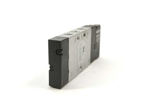 Festo 196927 CPE10-M1BH-5L-M7 Solenoid Valve w/ 662 523