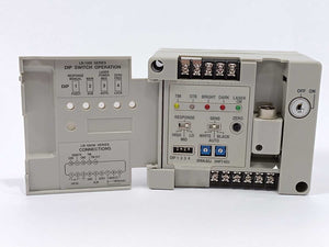 KEYENCE  LB-1101W Amplifier Unit