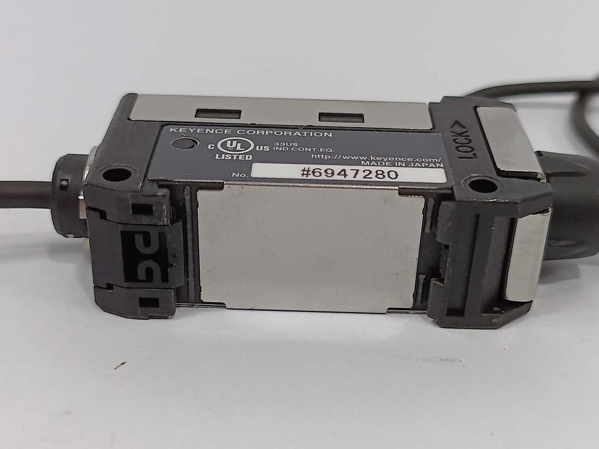 KEYENCE  PX-10 Photoelectric Sensor Amplifier w/ Cables