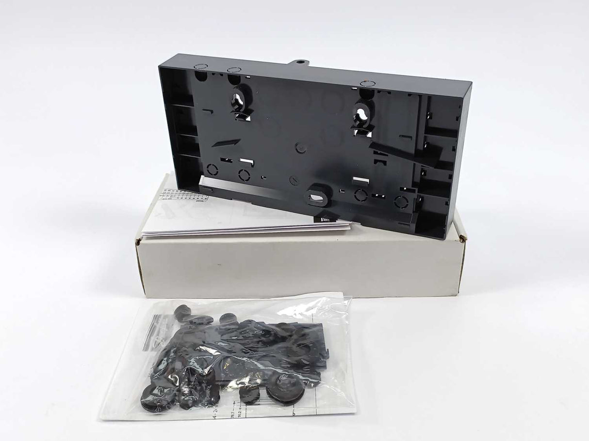 Danfoss 087H3040 ECL Comfort 310 230V w/ 087H3230 Base Part
