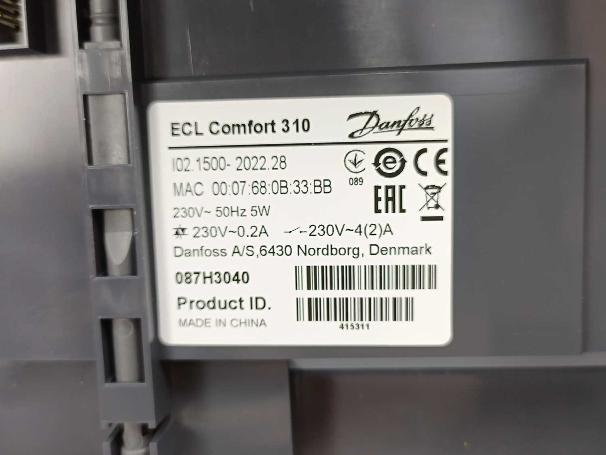 Danfoss 087H3040 ECL Comfort 310 230V w/ 087H3230 Base Part