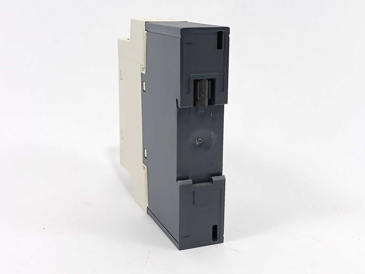 TELEMECANIQUE LT3 SA00M/LT3SA00M 115/230V, 50/60Hz