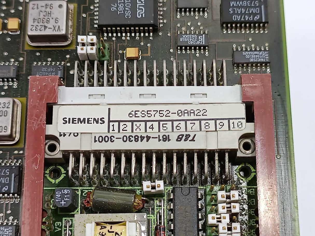 Siemens 6ES5928-3UB12 SIMATIC S5 CPU 928B w/6ES5752-0AA22 Interface