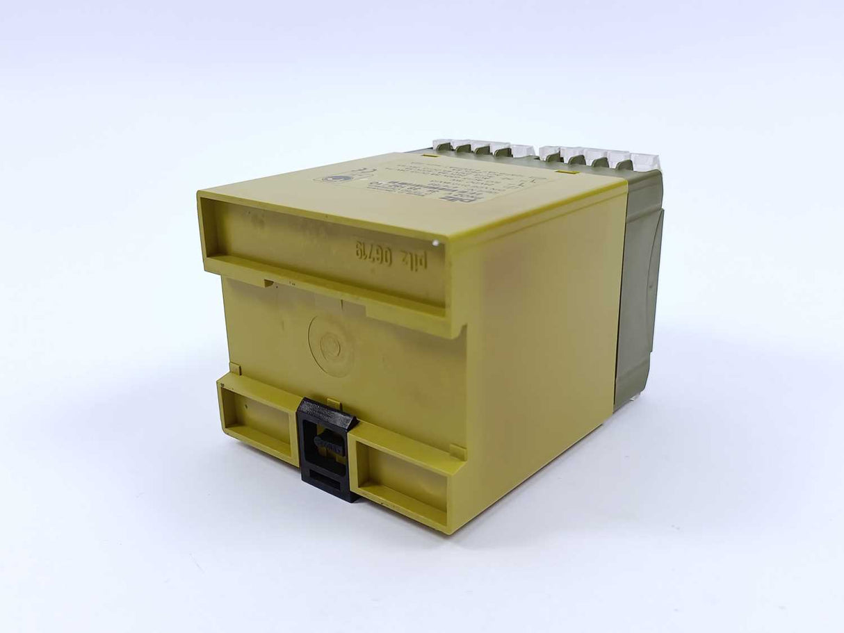 Pilz 474789 PILZ PNOZV3s3S1SZ/1O SAFETY RELAY