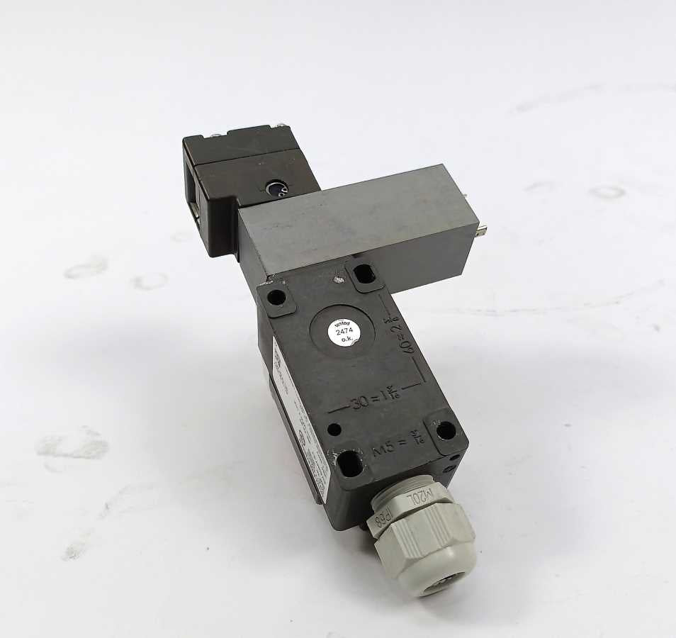 Euchner NZ1VZ-538E3VSE09-M Safety Switch 088035
