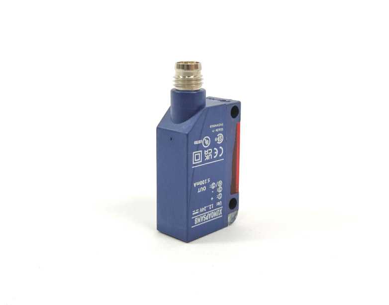 TELEMECANIQUE XUM0APSAM8 Photoelectric Proximity Switch
