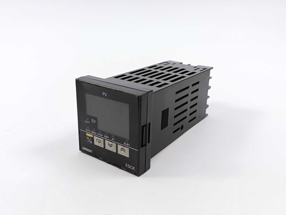 OMRON E5CK-AA1-500 Digital Controller
