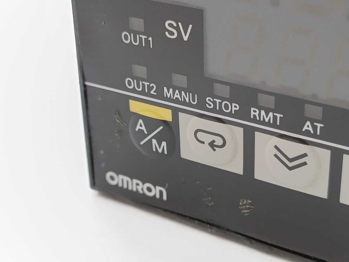 OMRON E5CK-AA1-500 Digital Controller
