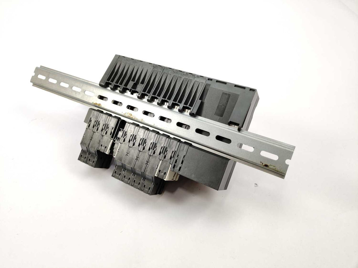 Siemens 6ES7151-3BA23-0AB0 SIMATIC S7 ET200S IM151-1 + 9 Modules