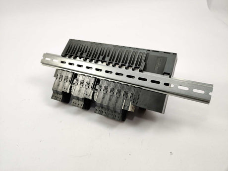 Siemens 6ES7151-3BA23-0AB0 SIMATIC S7 ET200S IM151-1 + 12 Modules