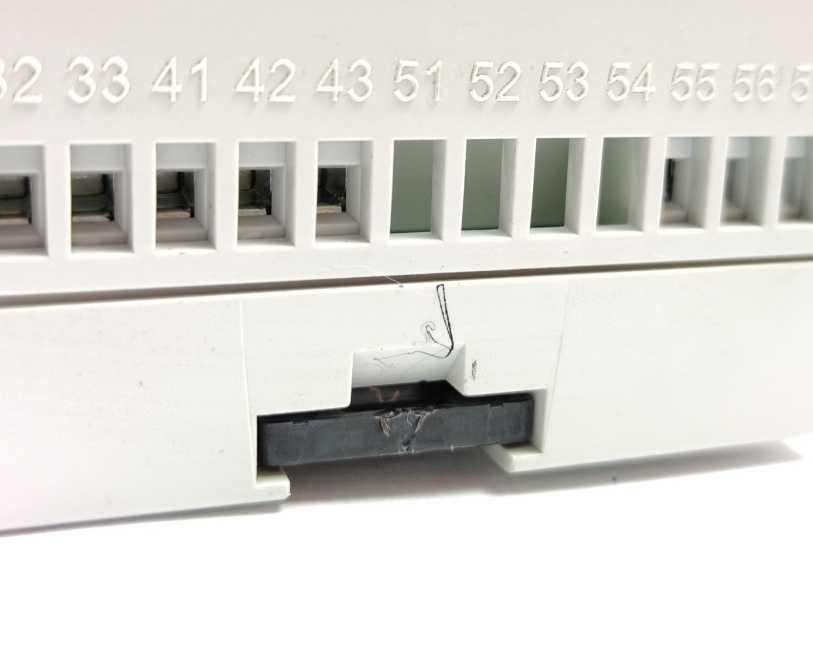 Carlo Gavazzi EM24-DIN.AV5.3.D.O2.P Energy Analizer