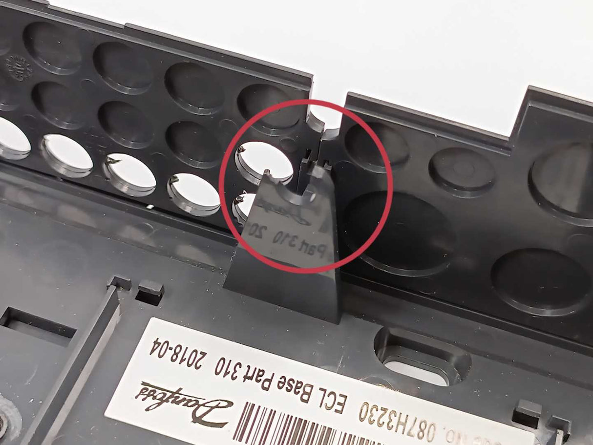 Danfoss 087H3040 ECL Comfort 310 230V w/ 087H3230 Base Part