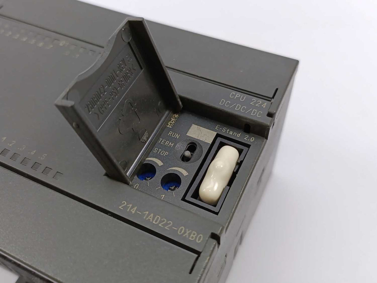 Siemens 6ES7214-1AD22-0XB0 SIMATIC S7-200, CPU 224
