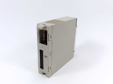 OMRON C200H-OC226N Output unit