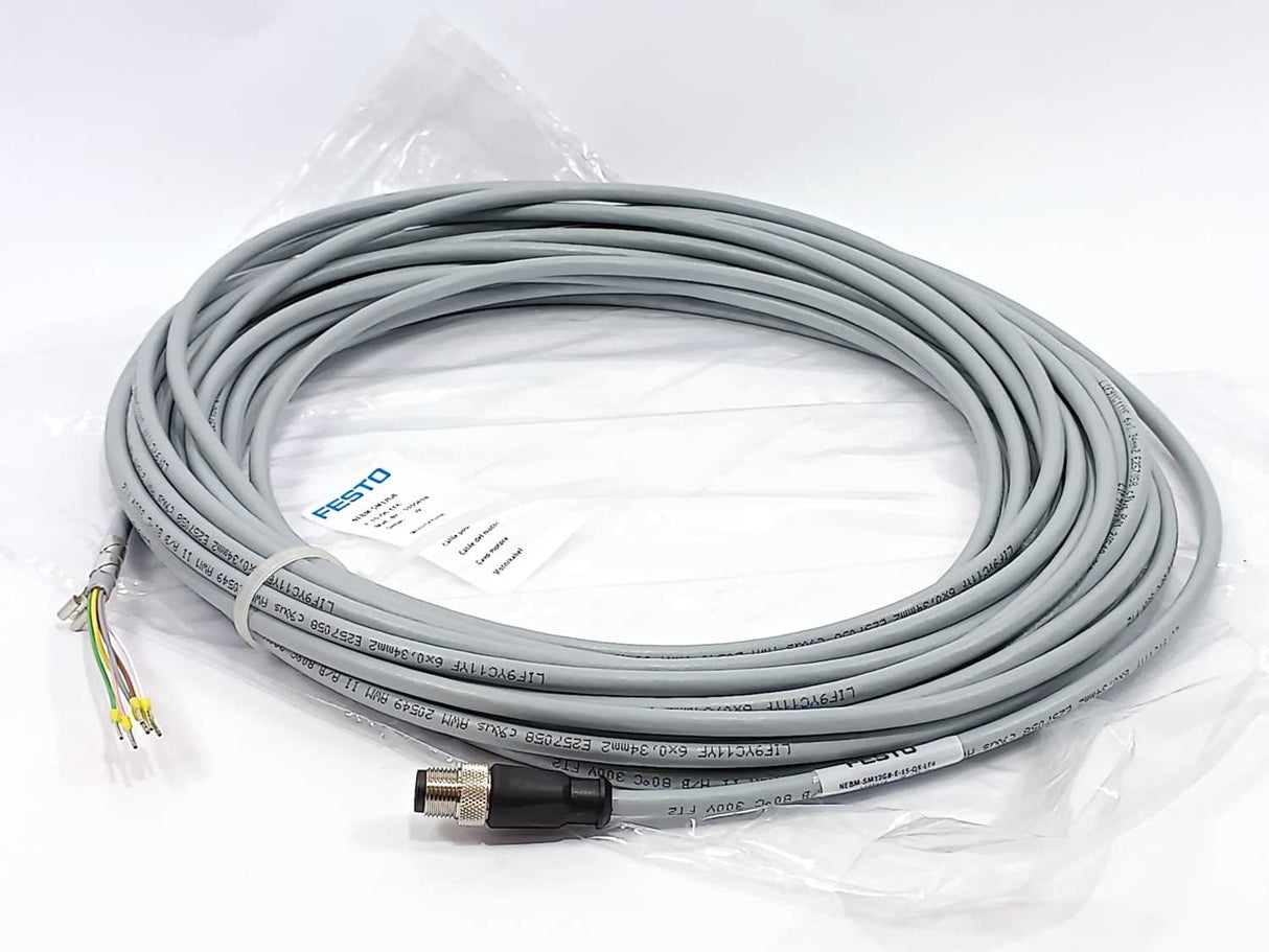 Festo 5105618 NEBM-SM12G8-E-15-Q5-LE6 Motor cable. C