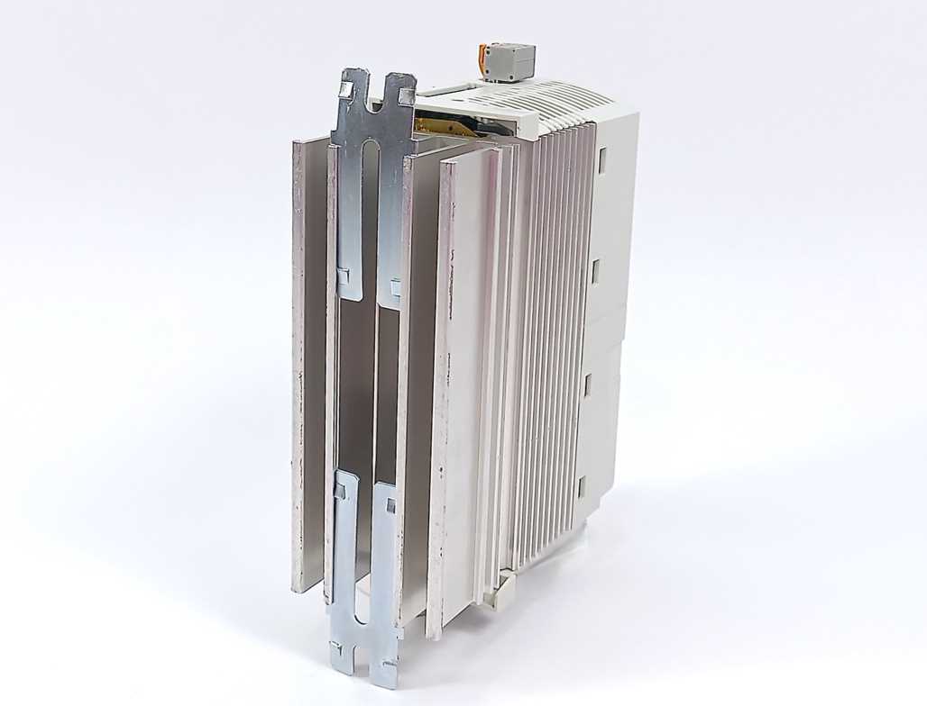LENZE E82EV551S4B Vector inverter
