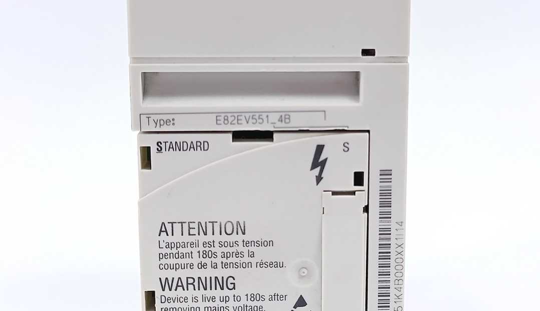 LENZE E82EV551S4B Vector inverter