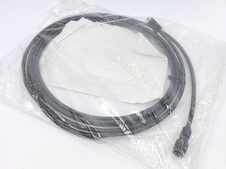 OMRON R88A-CRKC005NR-E Encoder Cable