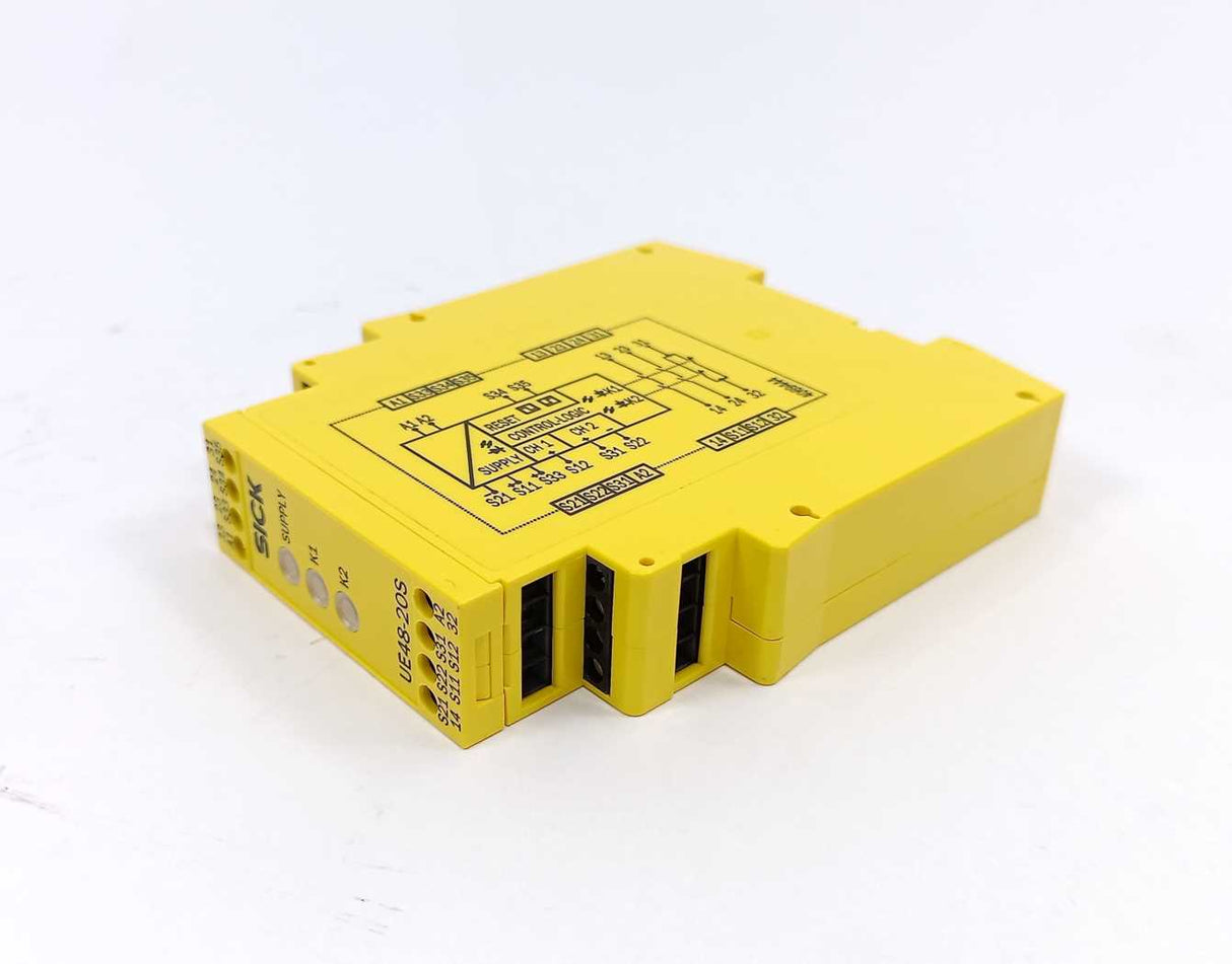 SICK 6024915 UE48-2OS2D2 Safety Relay