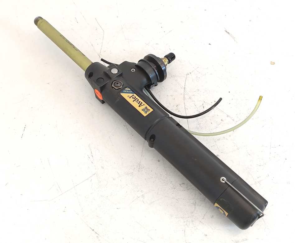 Avdel Textron 07530 HYDROPNEUMATIC RIVETING TOOL