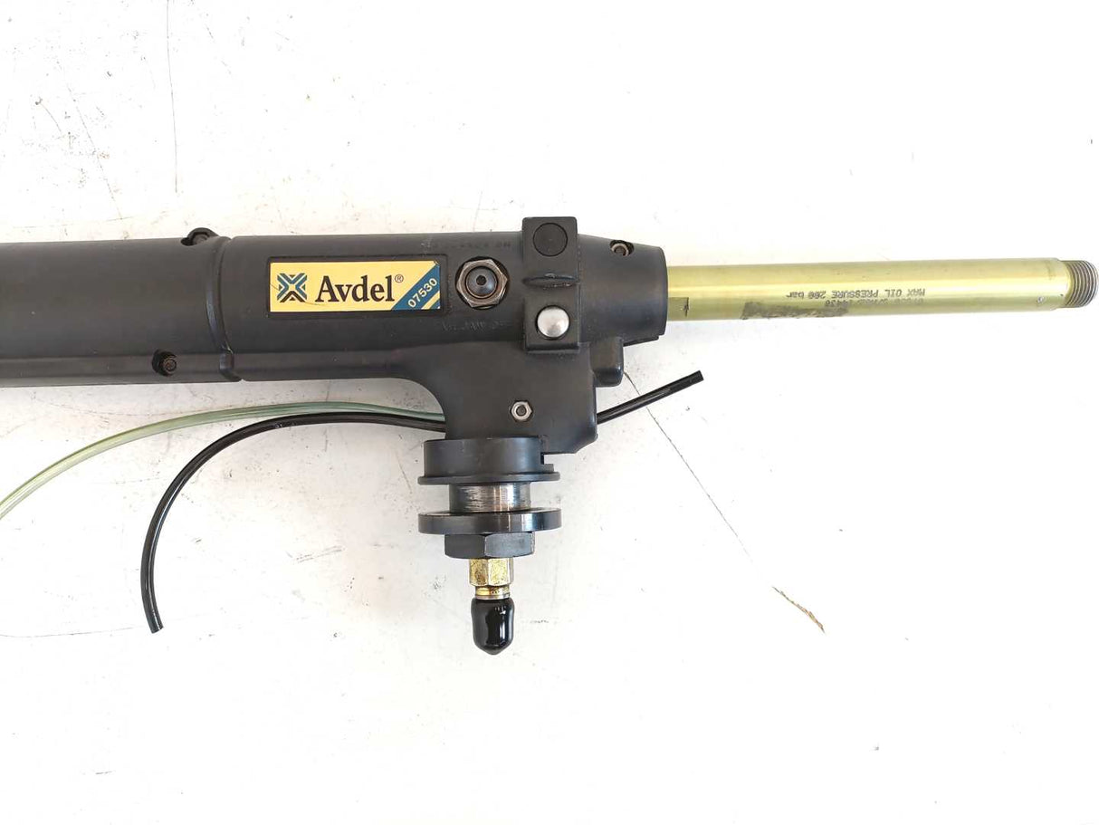 Avdel Textron 07530 HYDROPNEUMATIC RIVETING TOOL