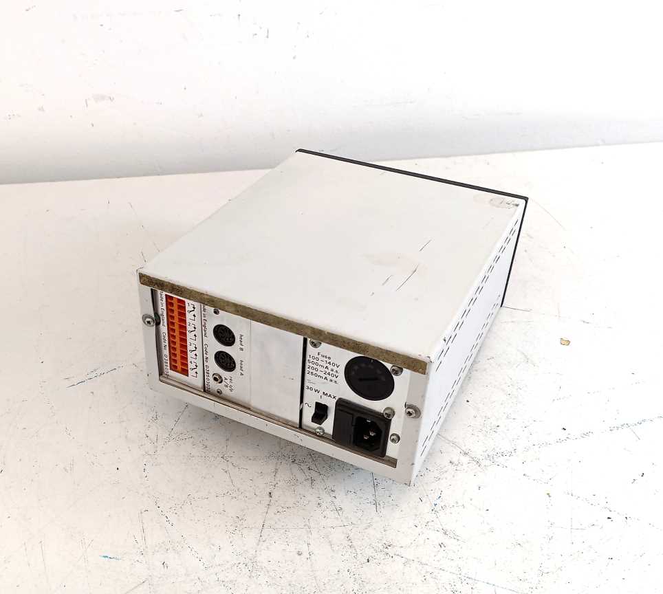 Edwards 1105 LCD Vacuum, Pirani Penning Gauge Controller