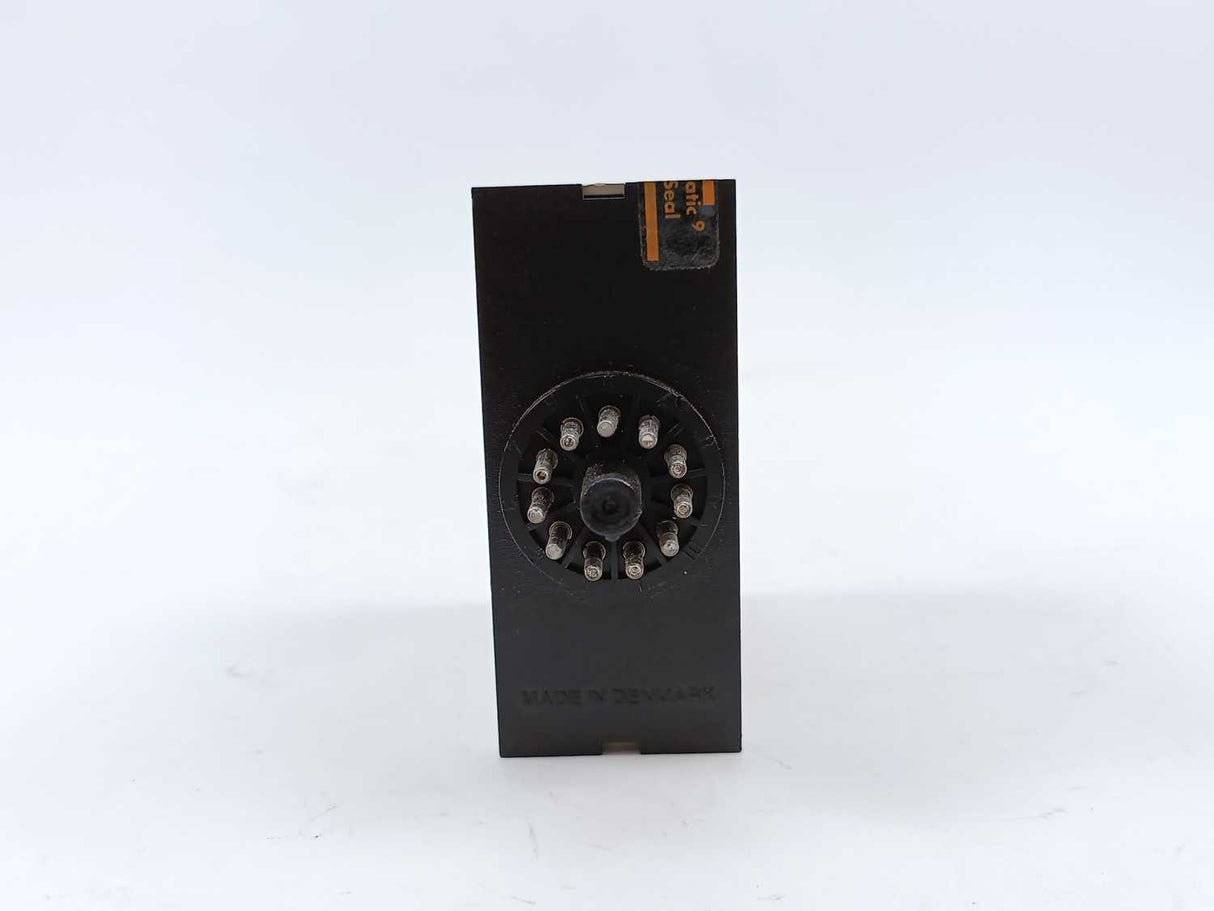Carlo Gavazzi S 112166 230 Interval Timer External Start