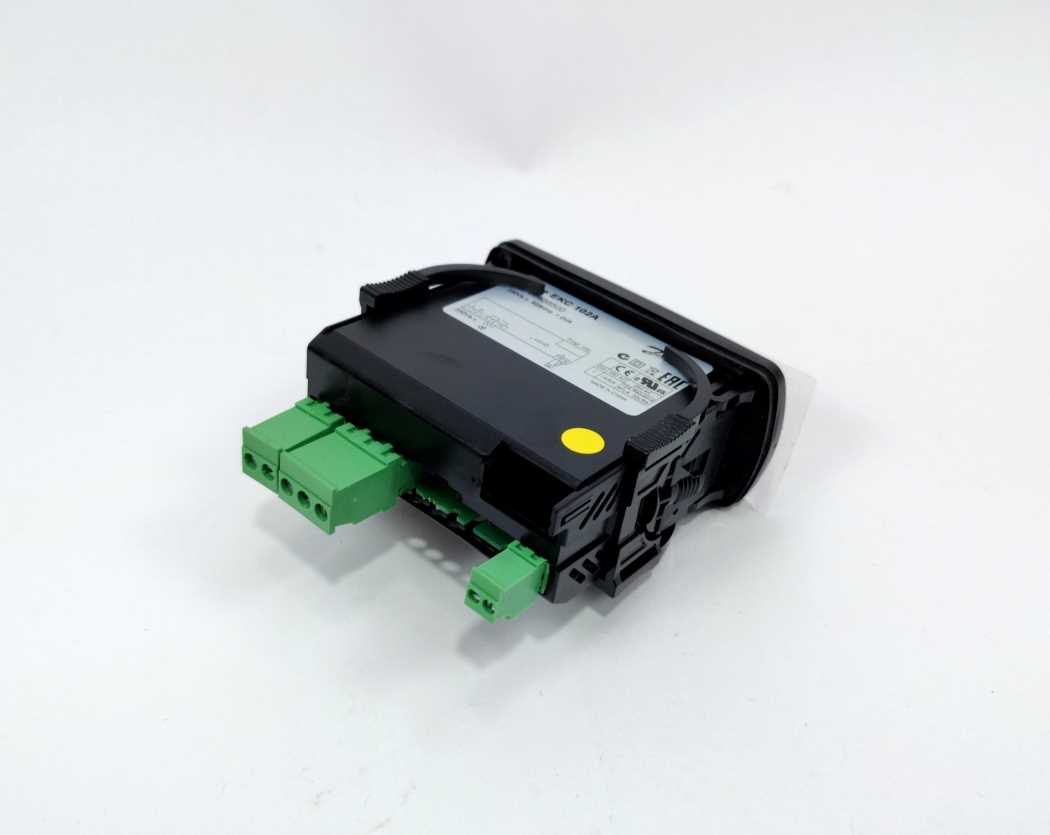 Danfoss 084B8500 EKC 102A ADAP-KOOL Temperature Controller