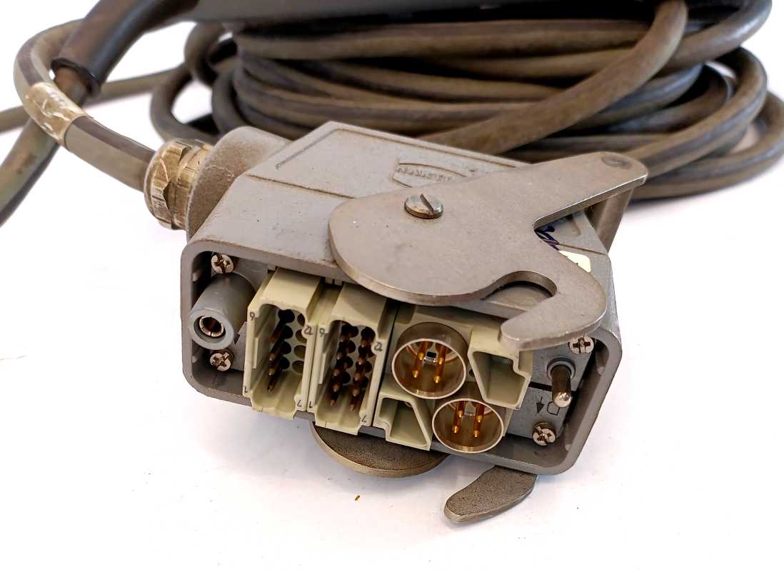 KUKA KCP KR C1 69-000-398 Controller LCD key‑pendant, 24 VDC, 10 m