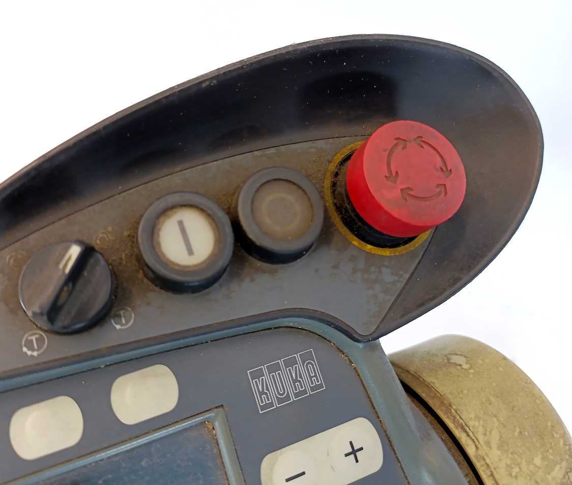 KUKA KCP KR C1 69-000-398 Controller LCD key‑pendant, 24 VDC, 10 m