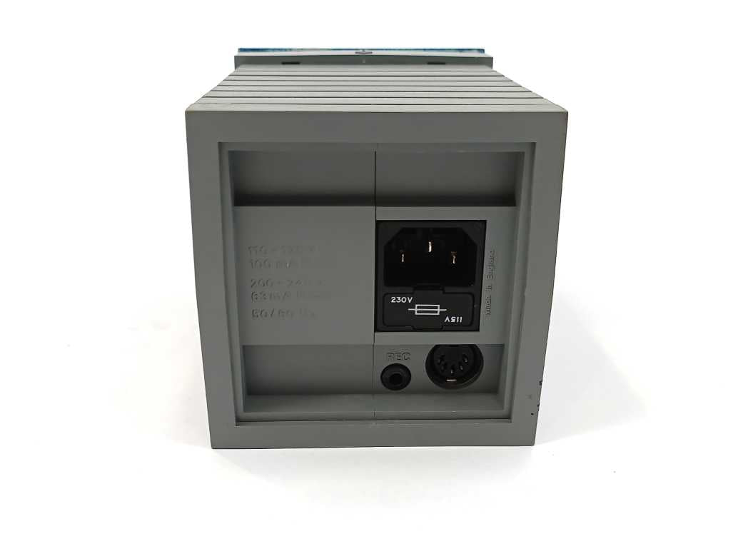 Edwards D39501000 501 MBAR Pirani Pressure Reader