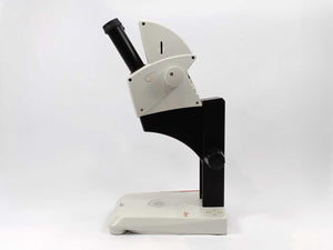 Leica  10447200 EZ4D Digital Stereo Microscope 8x - 35x zoom