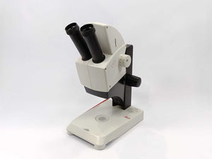 Leica  10447200 EZ4D Digital Stereo Microscope 8x - 35x zoom