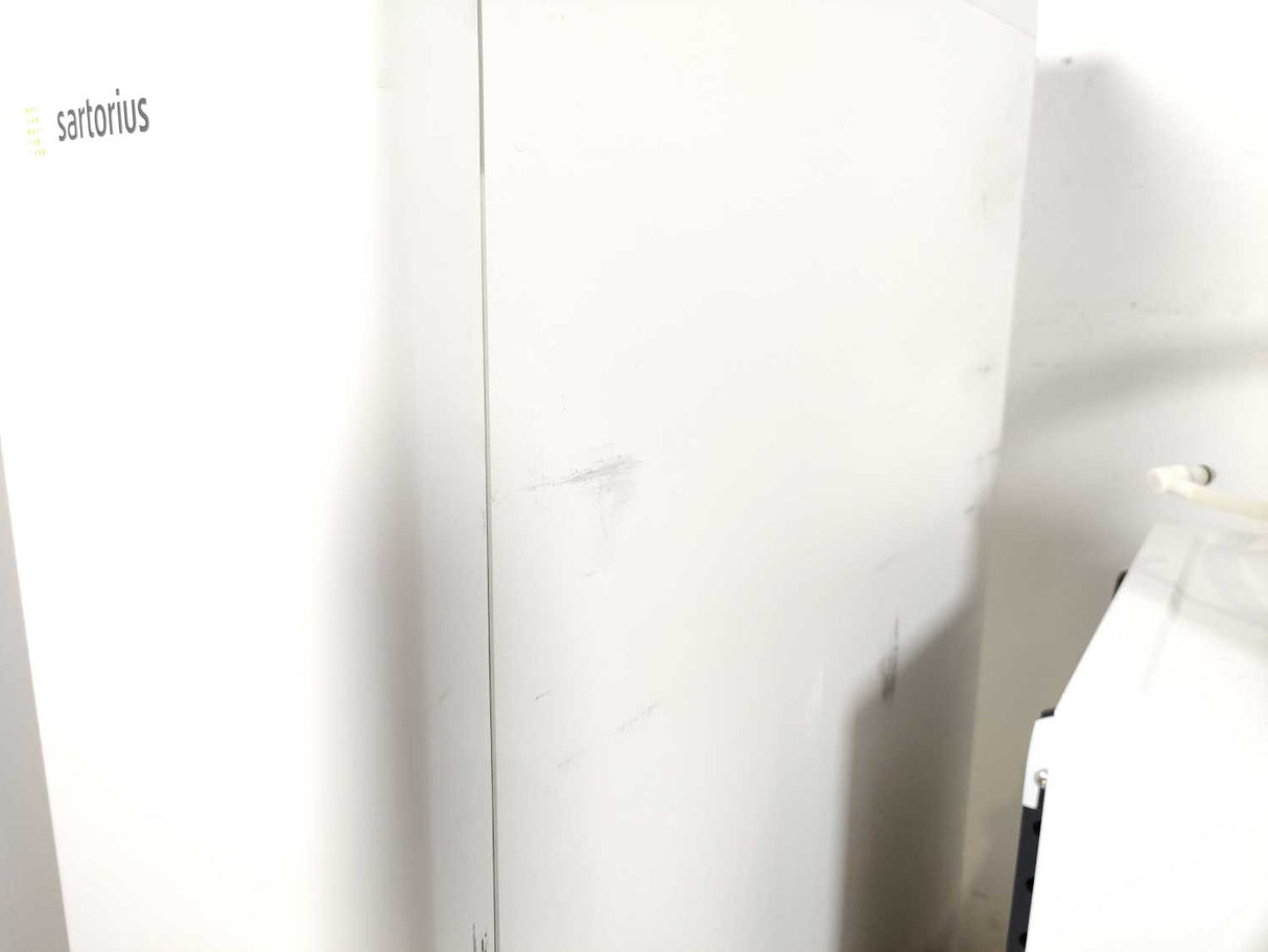SARTORIUS H2O-II‑2‑UV‑T Comfort II Ultrapure Water w/ H2OPRO-ADM1 H2O-AOV-50