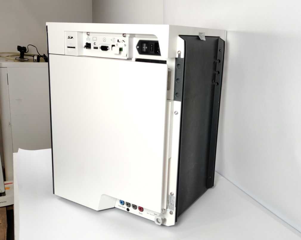 SARTORIUS H2O-II‑2‑UV‑T Comfort II Ultrapure Water w/ H2OPRO-ADM1 H2O-AOV-50