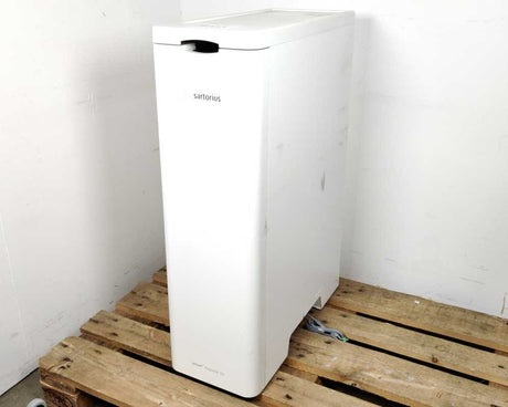 SARTORIUS H2O-II‑2‑UV‑T Comfort II Ultrapure Water w/ H2OPRO-ADM1 H2O-AOV-50