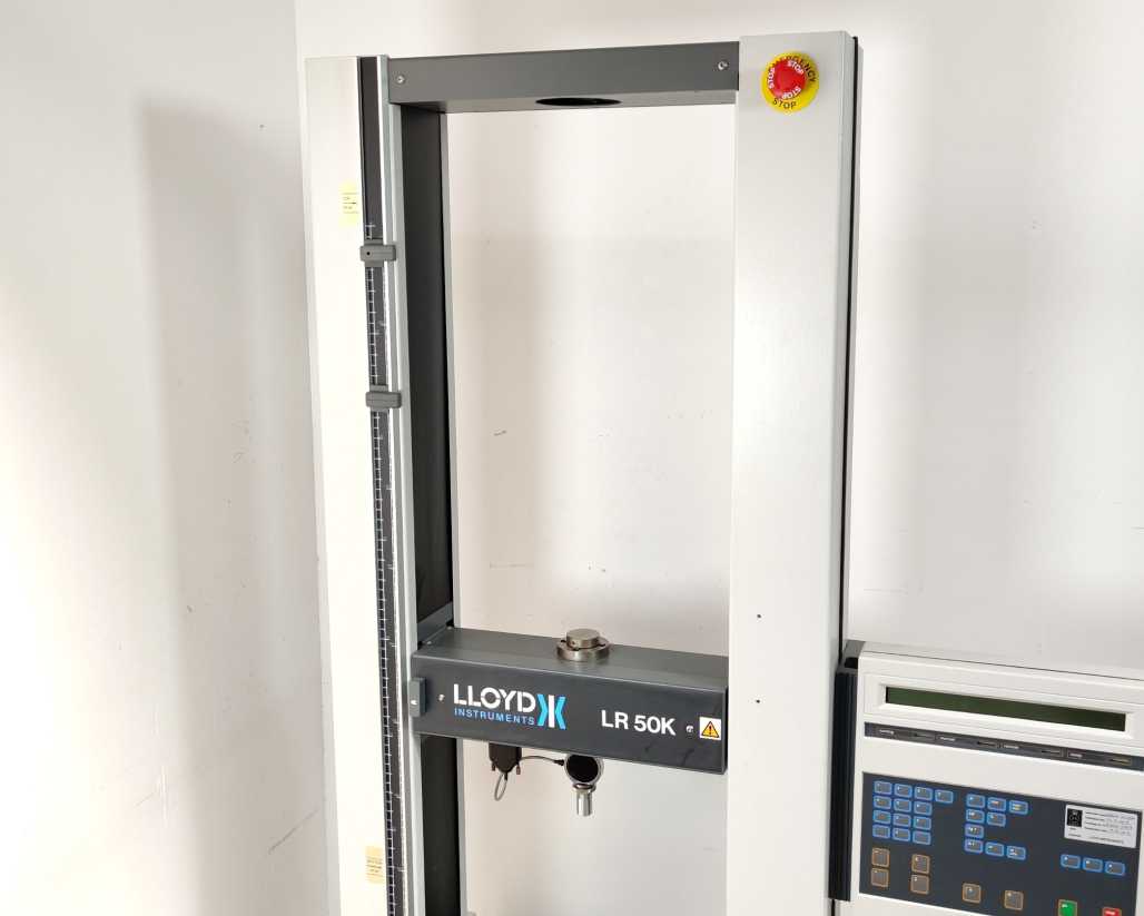 LLOYD INSTRUMENTS LR50K Tension/Compression test frame 50kN, w/ Loadcells