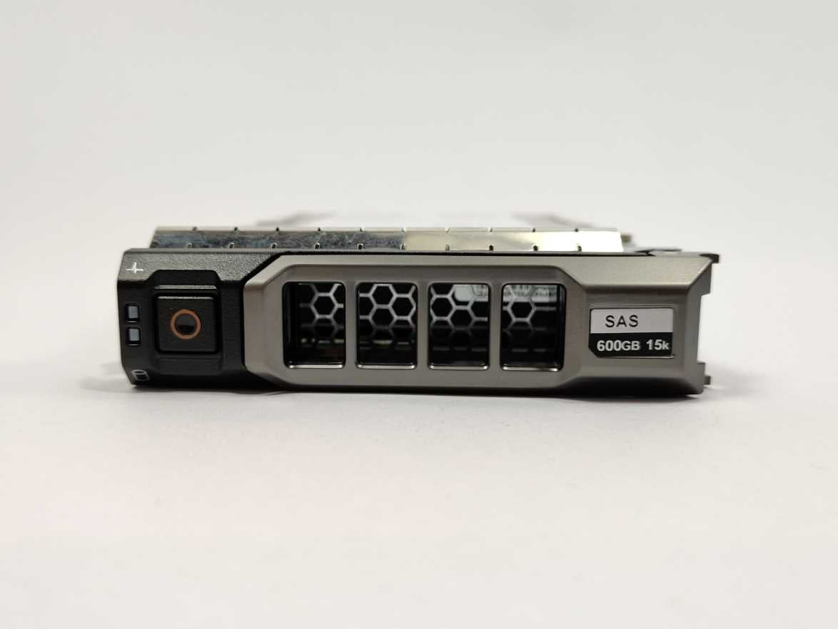 Dell 9CE066-050 146GB 15K 3.5" SAS Hard Disk Drive HDD, SAS rack
