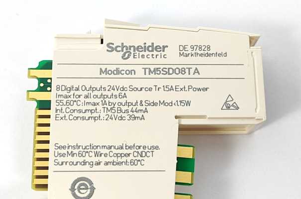 Schneider Electric TM5SDO8TA Discrete output module, Modicon TM5