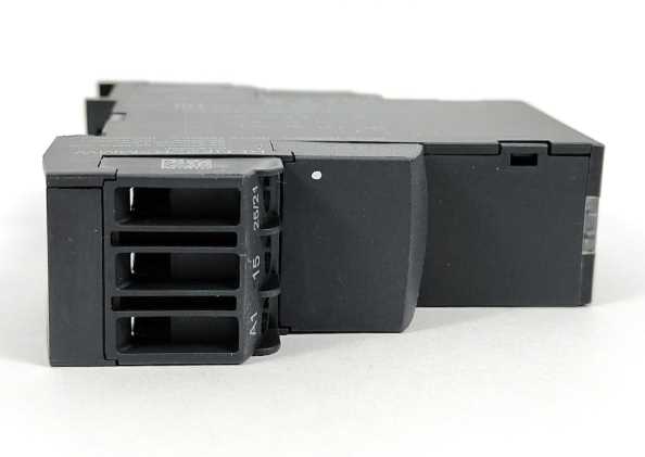 Schneider Electric RENF22R2MMW Multifunction Timer Relay, NFC