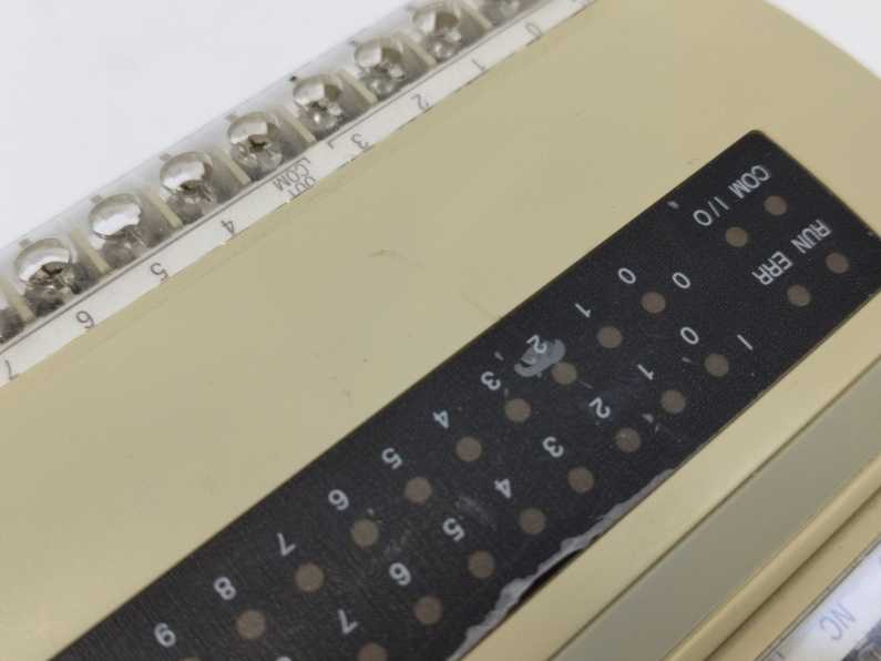 Schneider Automation TSX 07312422 DC 14I 10 Relay 0, not tested