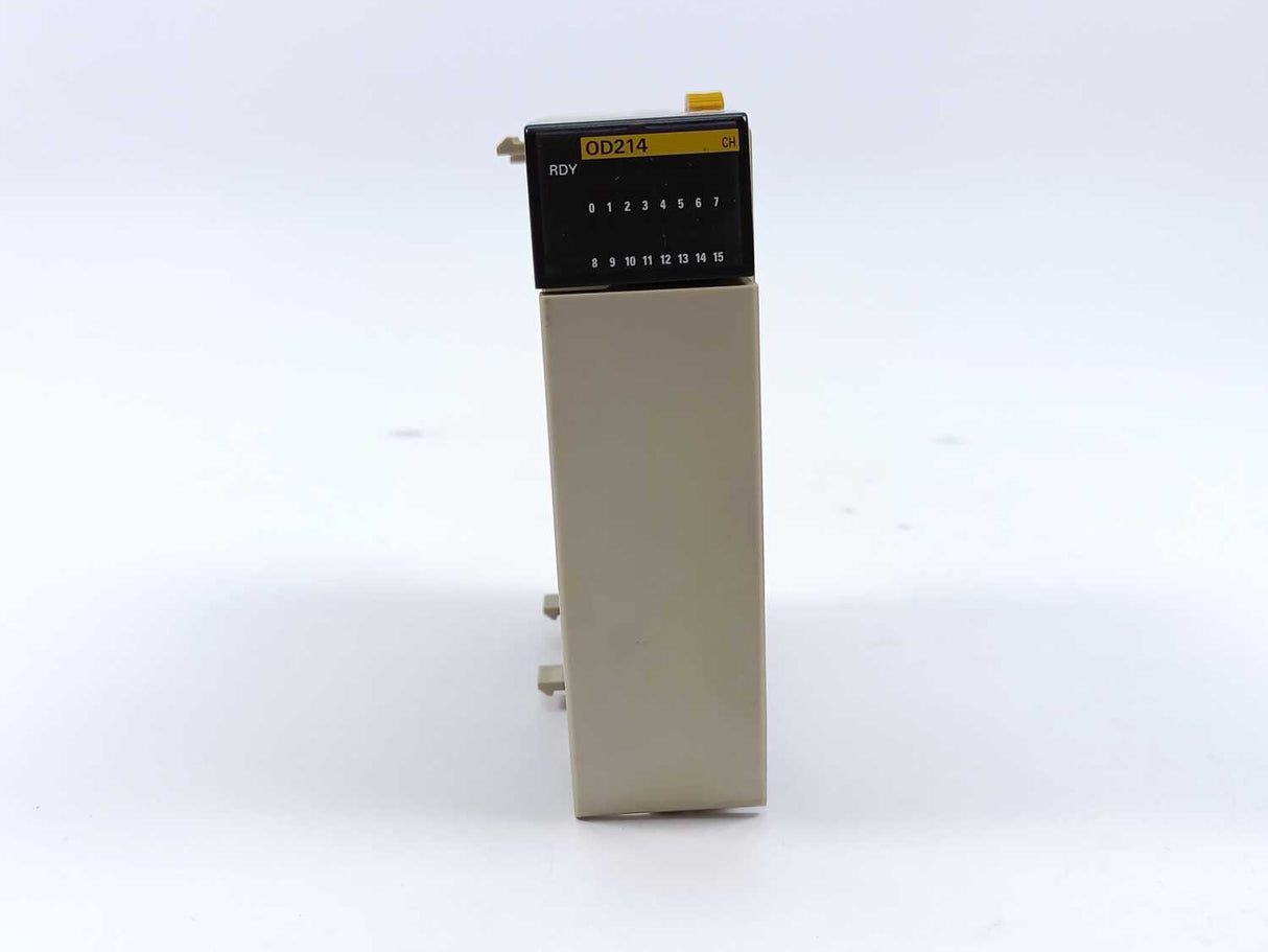 OMRON CQM1-OD214 24 VDC. Output Unit